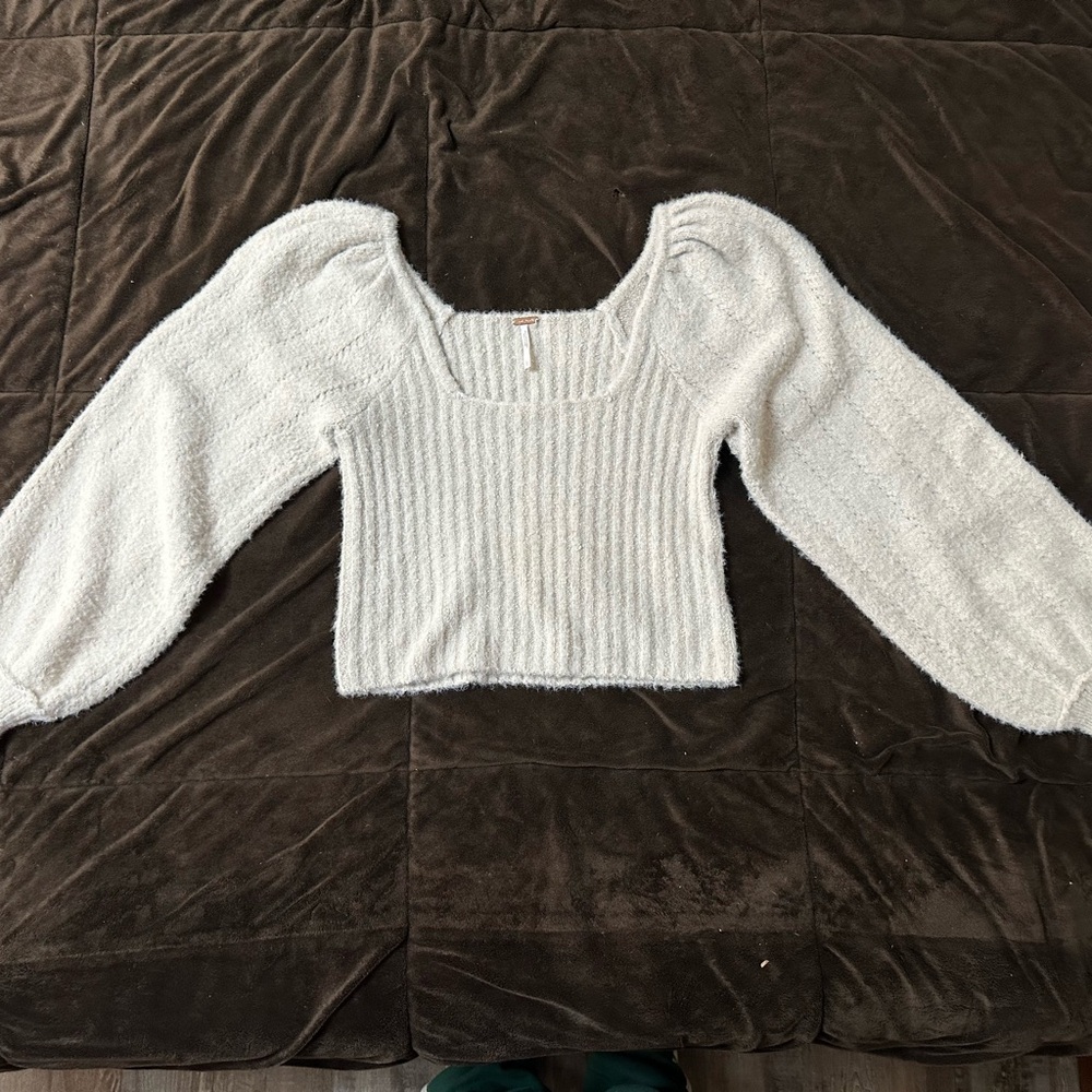 NWOT Free People Katie Pullover Puff Sleeve Sweater in Sand Dollar